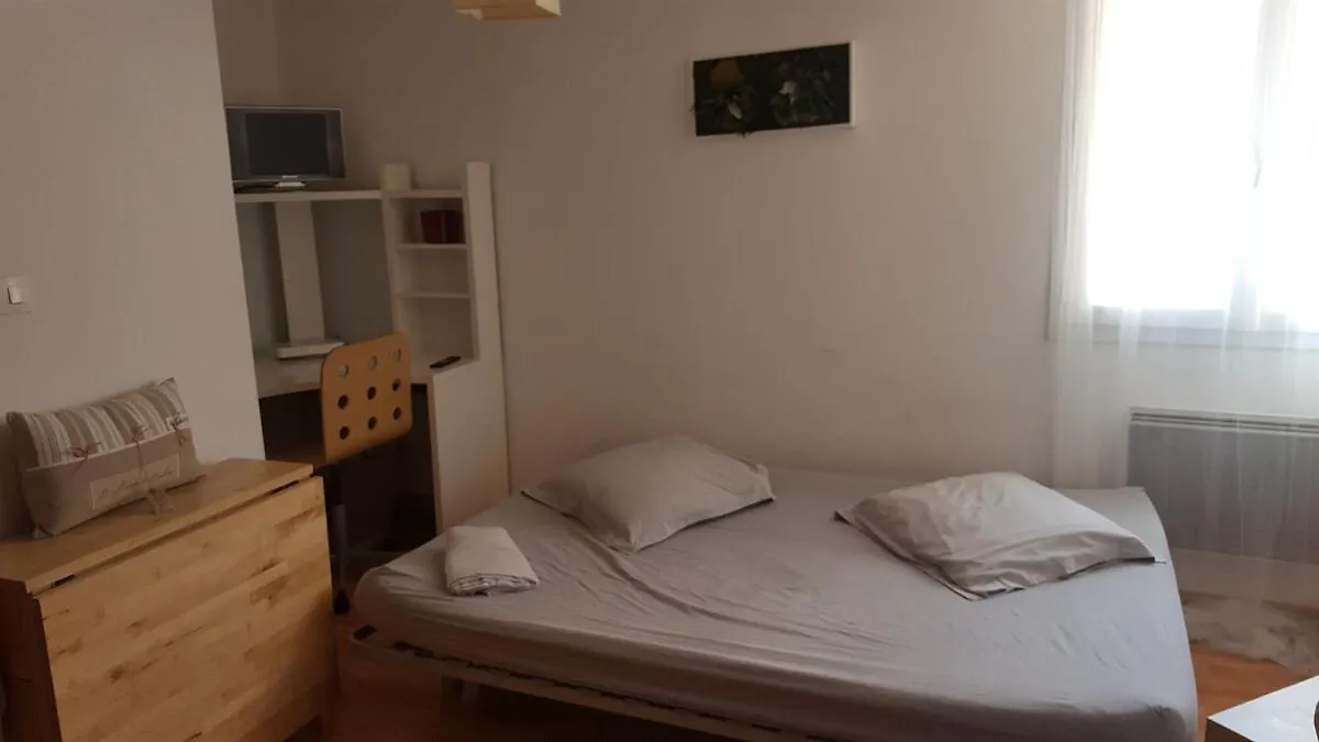 Apartment En Plein Coeur Du Vieux Nice France